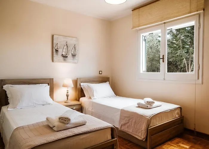Butterfly - Private With Private Heated Pool And Private Facilities