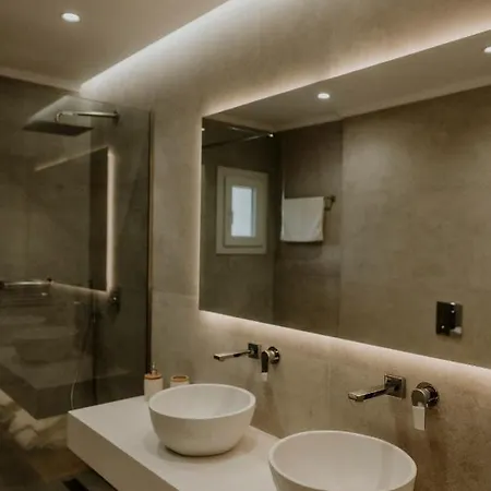 Butterfly - Heated Pool, Jacuzzi, Sauna, Hammam & Gym Villa