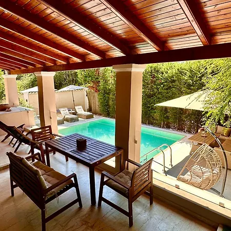 Villa Butterfly - Heated Pool, Jacuzzi, Sauna, Hammam & Gym *