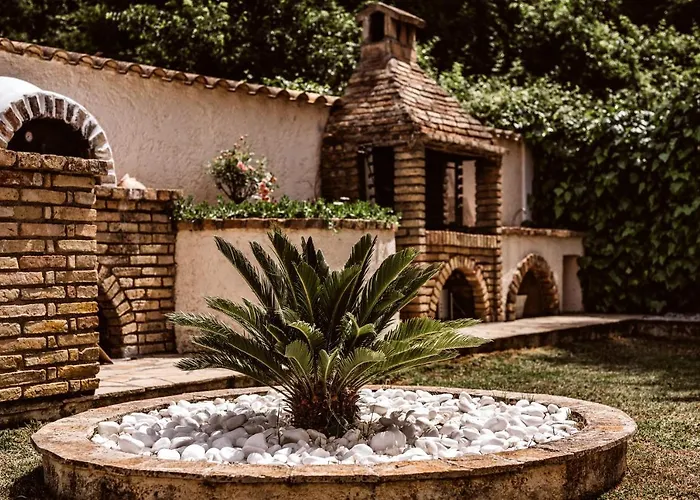 Vila Butterfly - Private With Private Heated Pool And Private Facilities Alepou