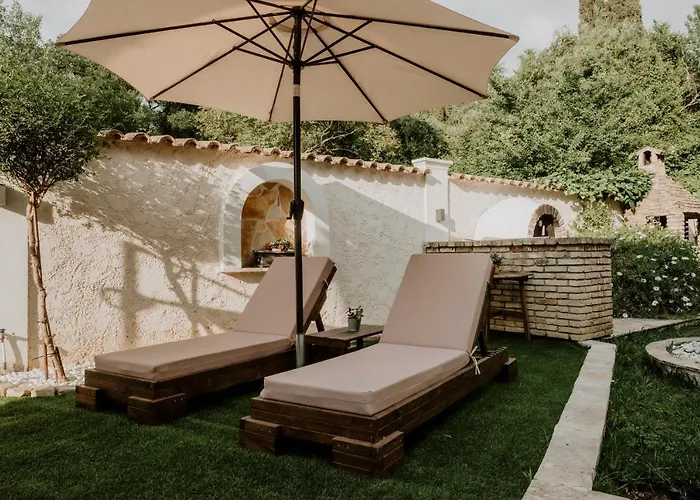Villa Butterfly - Private With Private Heated Pool And Private Facilities Alepou