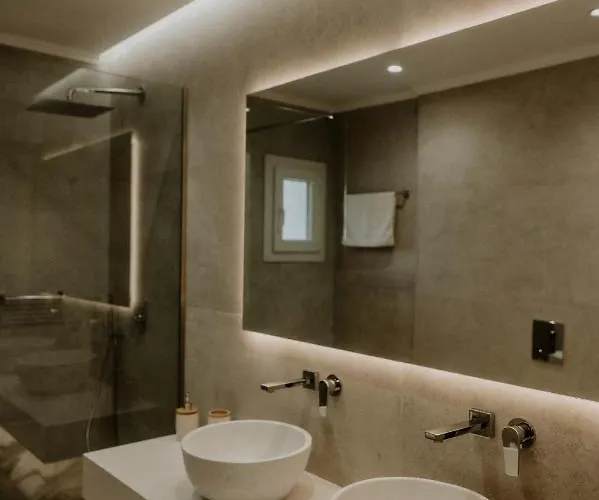 Butterfly - Private With Private Heated Pool And Private Facilities Vilă