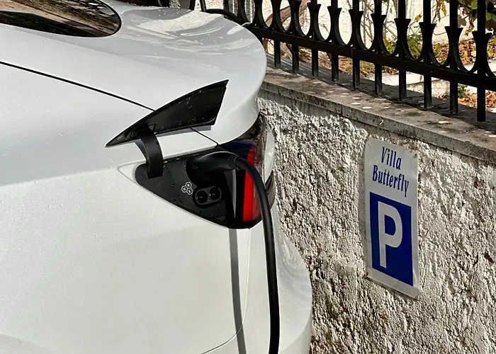 Butterfly - Private With Private Heated Pool And Private Facilities Vila *