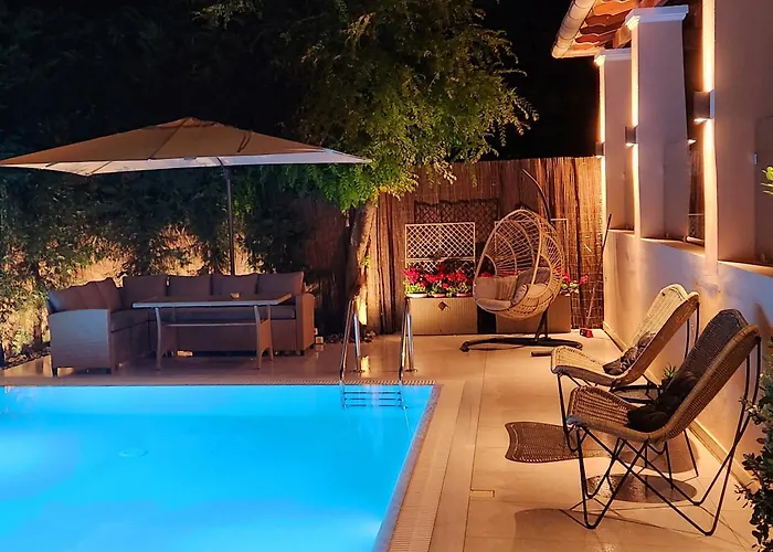 Butterfly - Private With Private Heated Pool And Private Facilities