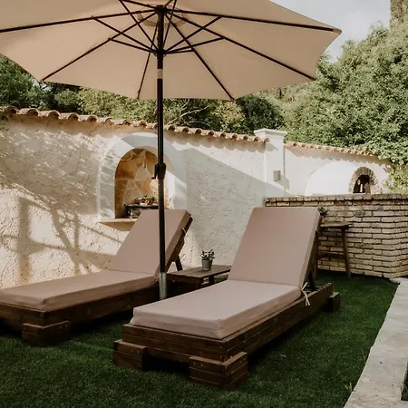 Villa Butterfly - Heated Pool, Jacuzzi, Sauna, Hammam & Gym Alepou