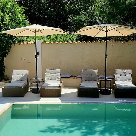 Butterfly - Heated Pool, Jacuzzi, Sauna, Hammam & Gym