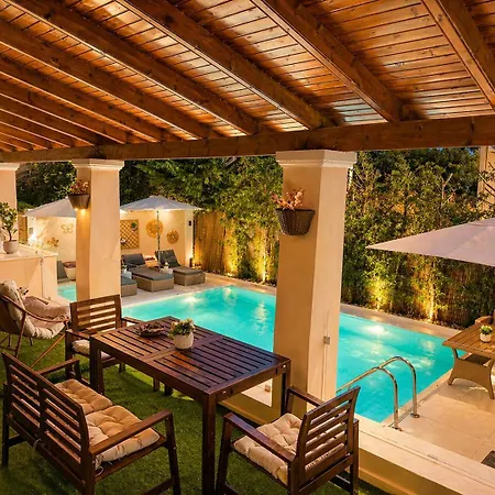 Butterfly - Private With Private Heated Pool And Private Facilities ヴィラ