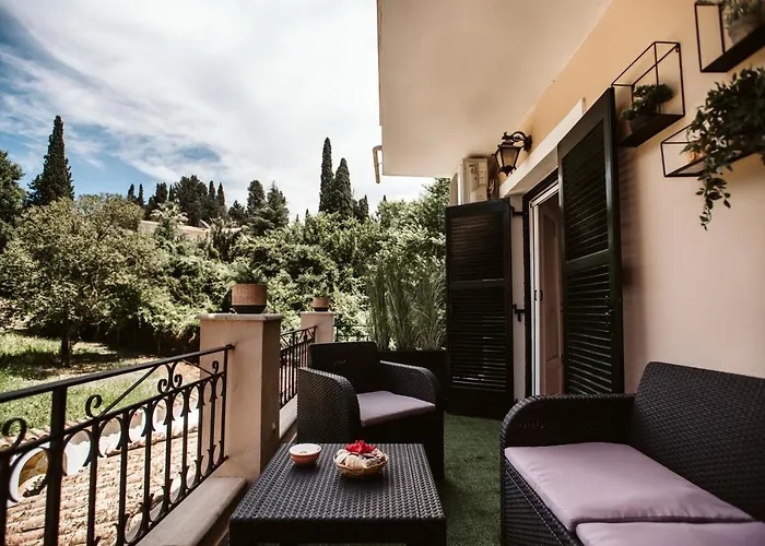 Butterfly - Private With Private Heated Pool And Private Facilities Villa