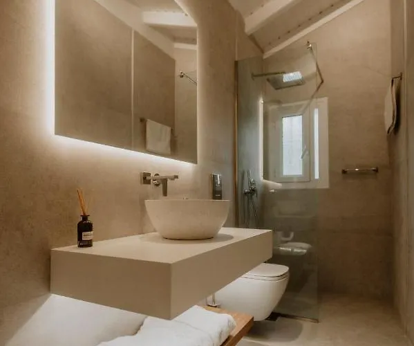 Willa Butterfly - Private With Private Heated Pool And Private Facilities Alepou